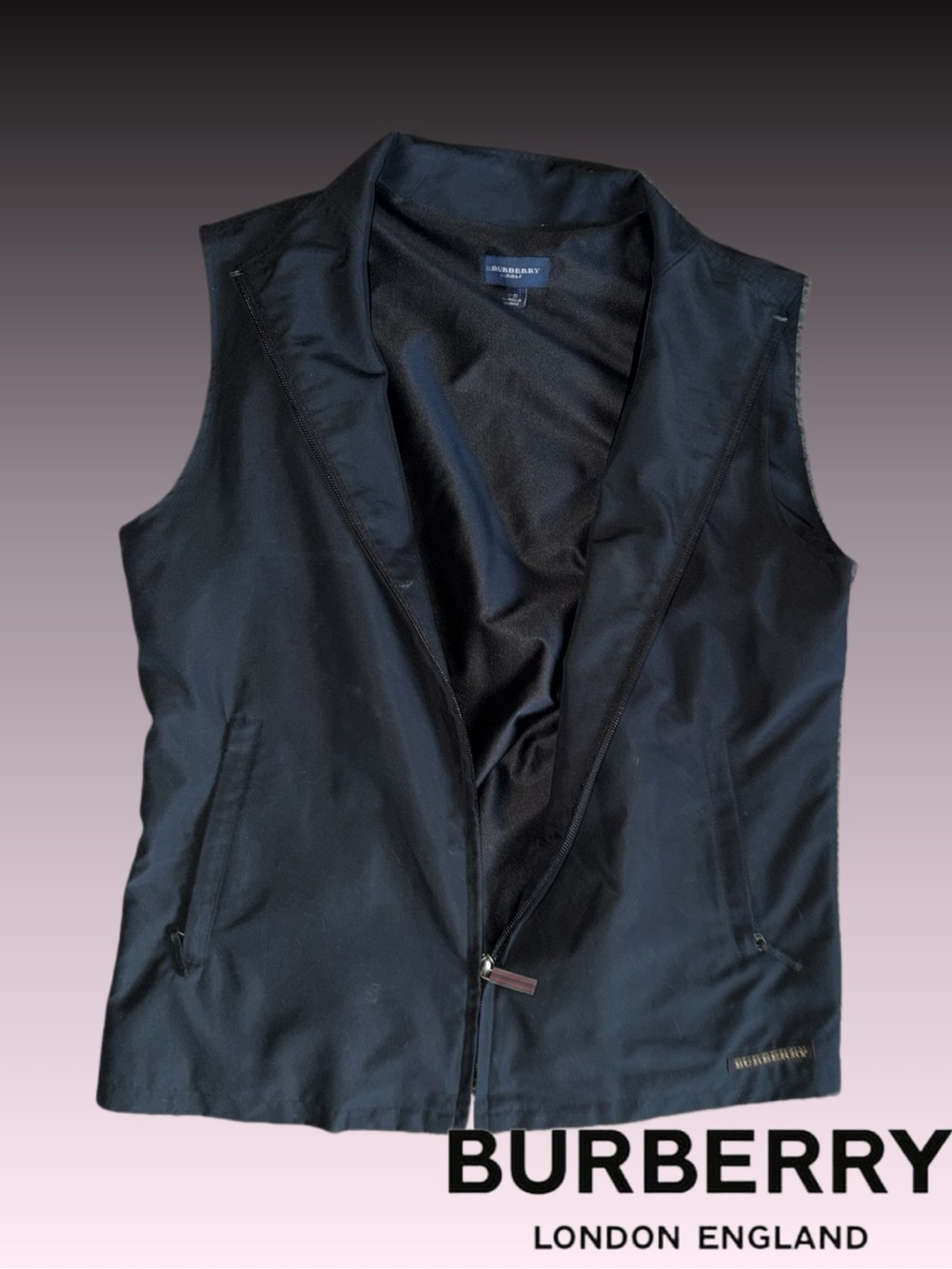 Womens Burberry golf vest size small